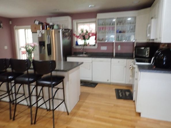 40 Lakewood St, Worcester MA 01603