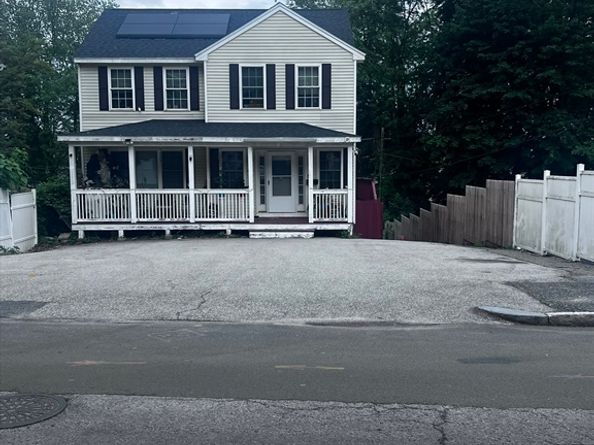 40 Lakewood St, Worcester MA 01603