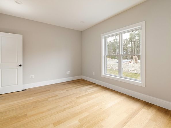 8 Lorenzo Drive, Southborough MA 01772