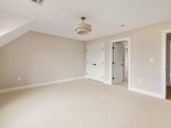8 Lorenzo Drive, Southborough MA 01772