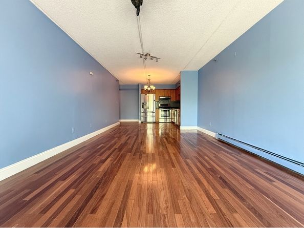 209 Riverview Ave 29, Newton MA 02466