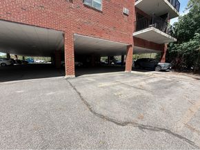 209 Riverview Ave 29, Newton MA 02466