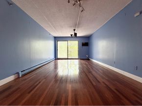 209 Riverview Ave 29, Newton MA 02466