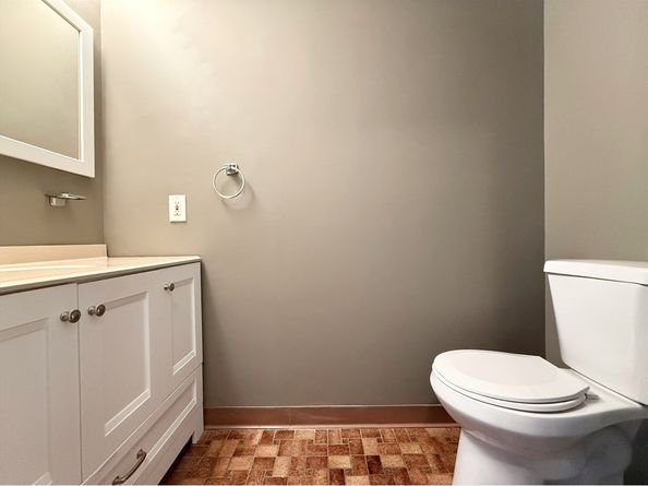 209 Riverview Ave 29, Newton MA 02466
