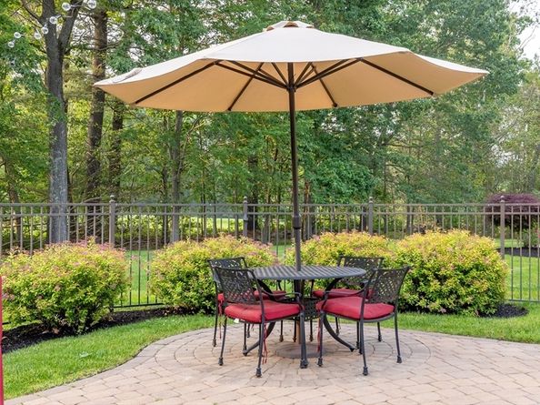 29 Hoveys Pond Dr, Boxford MA 01921