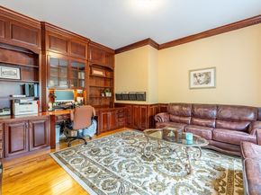 29 Hoveys Pond Dr, Boxford MA 01921