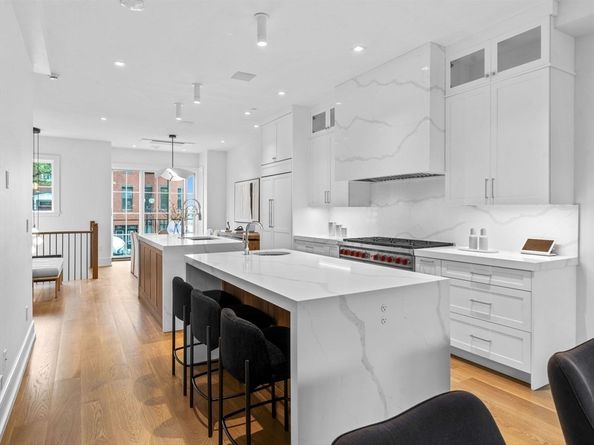 565 East Broadway, Boston MA 02127