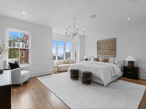 565 East Broadway, Boston MA 02127