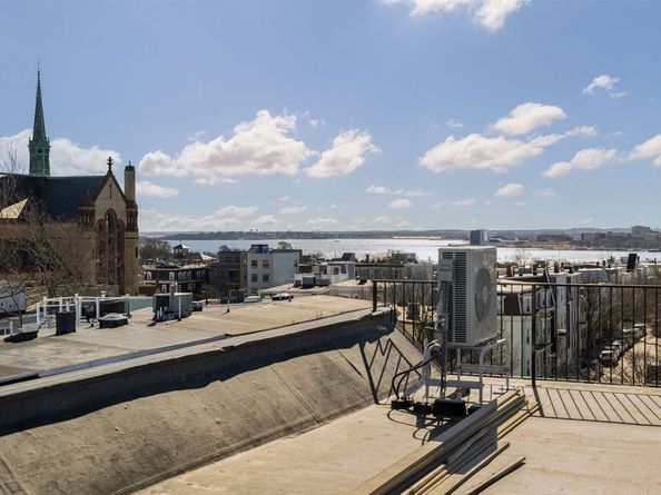 565 East Broadway, Boston MA 02127