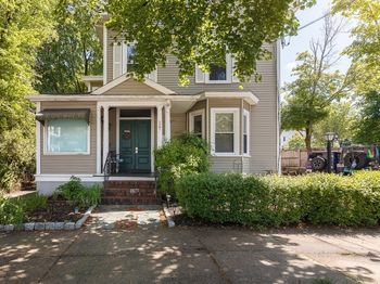 327 Lafayette St