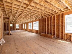 17 Crosby St B, Webster MA 01570