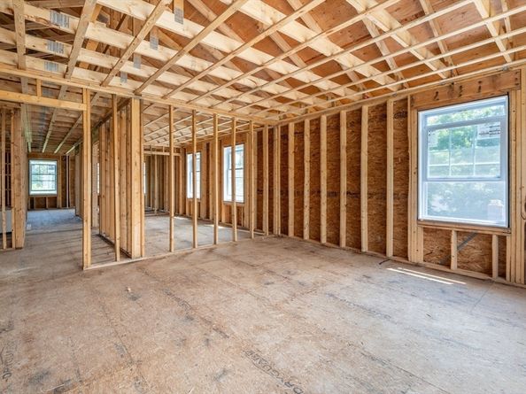 17 Crosby St B, Webster MA 01570
