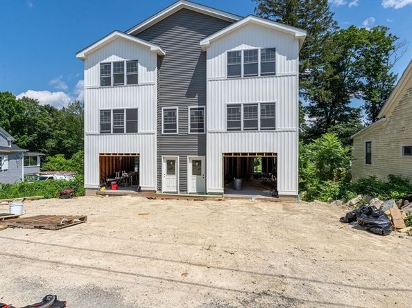17 Crosby St B, Webster MA 01570