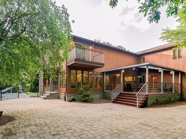 342 Green St, Northborough MA 01532