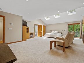 342 Green St, Northborough MA 01532