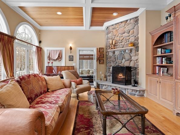 6 Trailside Way, Norfolk MA 02056
