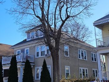 64 Stockton St