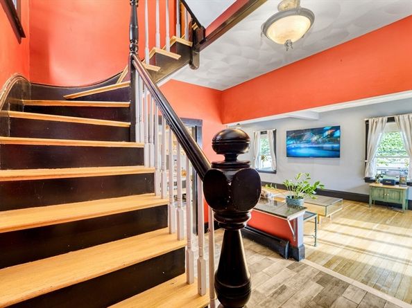 33 Montrose St, Everett MA 02149