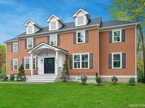365 Worcester St, Wellesley MA 02481
