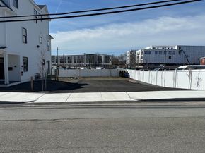 106 Broadway 3, Salem MA 01970