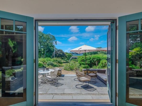 414 Point Rd, Marion MA 02738
