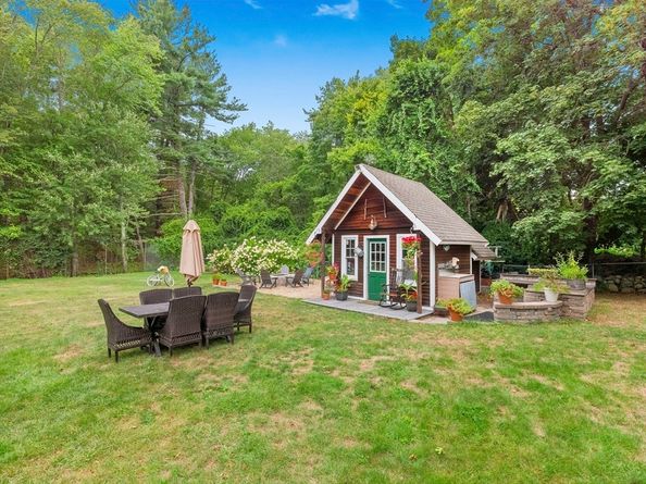 38 Edward Ave, Lynnfield MA 01940