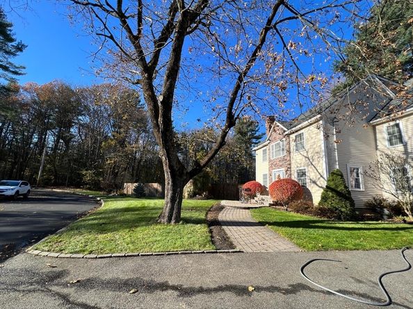 38 Edward Ave, Lynnfield MA 01940