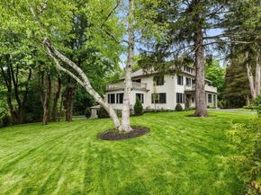 2 Percy Rd, Lexington MA 02421
