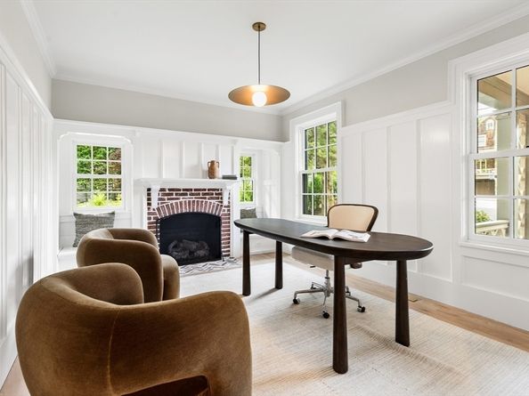 2 Percy Rd, Lexington MA 02421