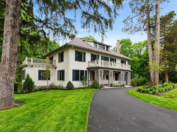2 Percy Rd, Lexington MA 02421