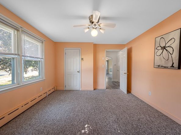 12 Pearl St, Gardner MA 01440