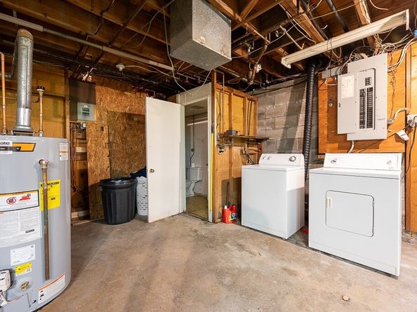12 Pearl St, Gardner MA 01440