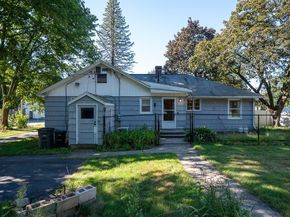 12 Pearl St, Gardner MA 01440