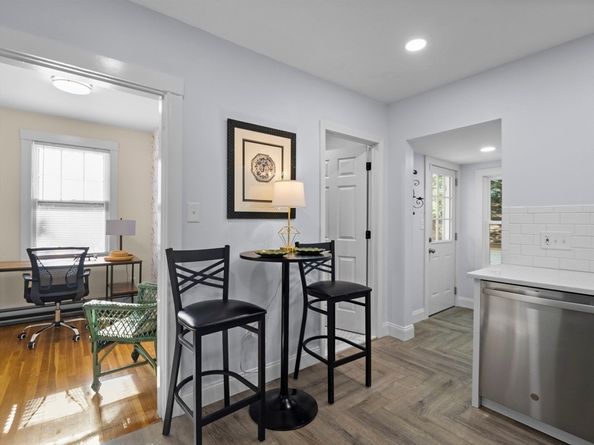 125 Phillips Brooks, North Andover MA 01845