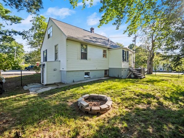 125 Phillips Brooks, North Andover MA 01845
