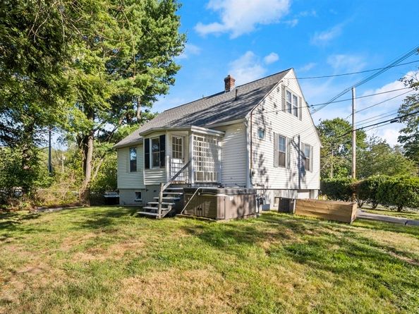 125 Phillips Brooks, North Andover MA 01845
