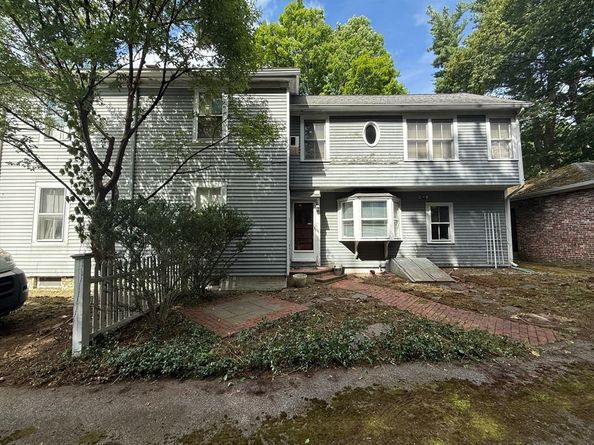 25 Maple St, Lexington MA 02420