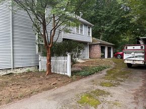 25 Maple St, Lexington MA 02420