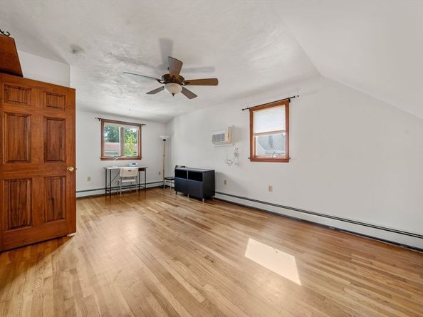 37 Arbor St, Lynn MA 01902