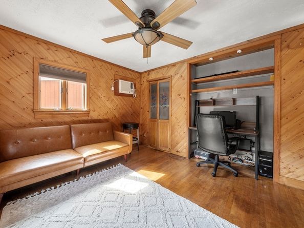 37 Arbor St, Lynn MA 01902