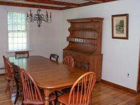 562 North Ave, Rochester MA 02770