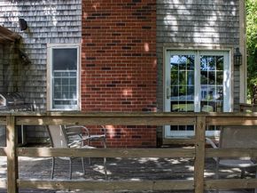 562 North Ave, Rochester MA 02770