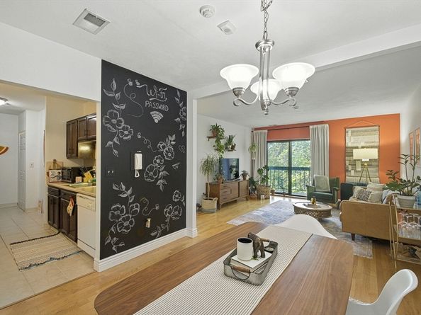 123 Elm St D8, Quincy MA 02169
