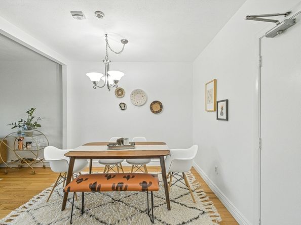123 Elm St D8, Quincy MA 02169