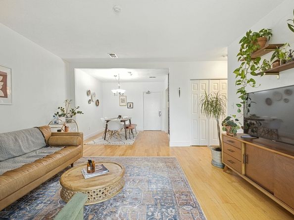 123 Elm St D8, Quincy MA 02169