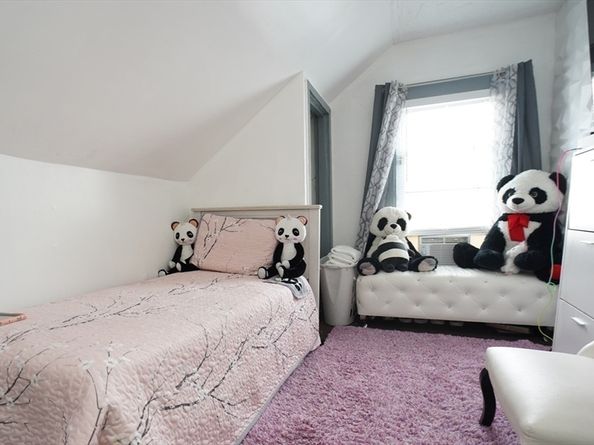 5 Whittier St, Lynn MA 01902