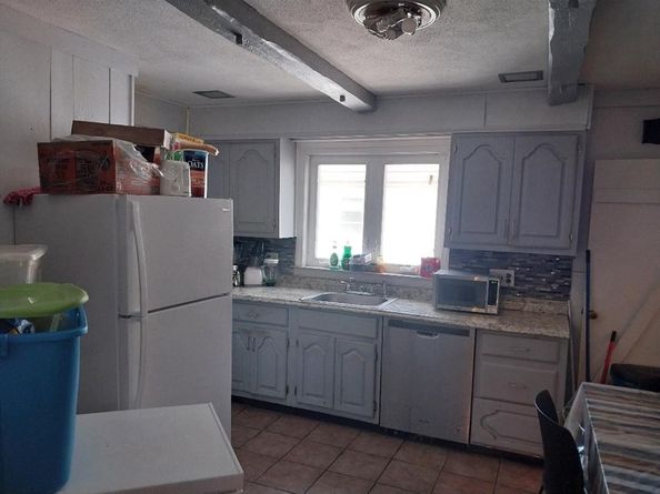 19 Heath St, Everett MA 02149