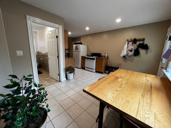563- Lynn St-, Malden MA 02148