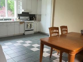 563- Lynn St-, Malden MA 02148