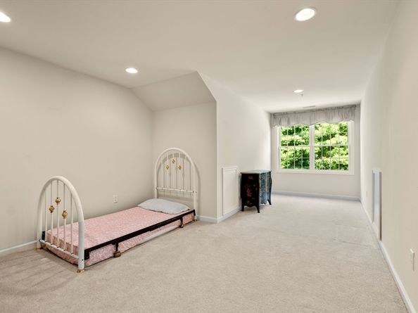 26 Stonebridge Dr 26, Hanson MA 02341
